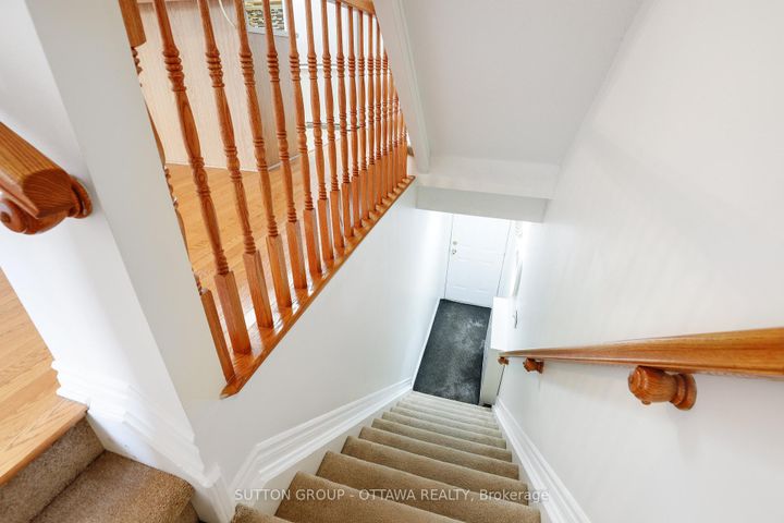 Photo 7 at 115 Tall Pines Private, Nepean (Leslie Park), Ottawa