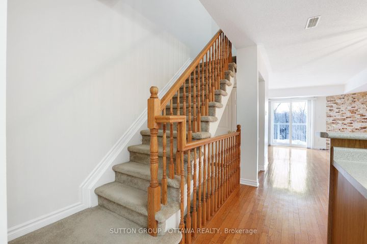 Photo 23 at 115 Tall Pines Private, Nepean (Leslie Park), Ottawa