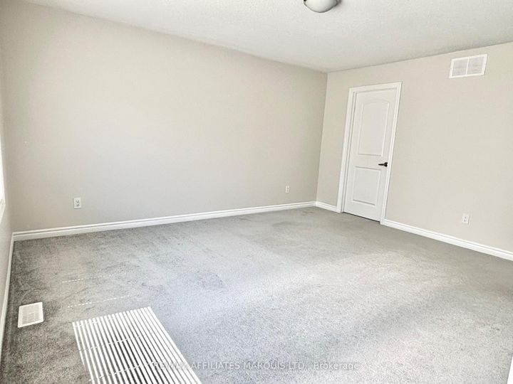 Photo 17 at 526 Sturnidae Street, Nepean (Half Moon Bay), Ottawa