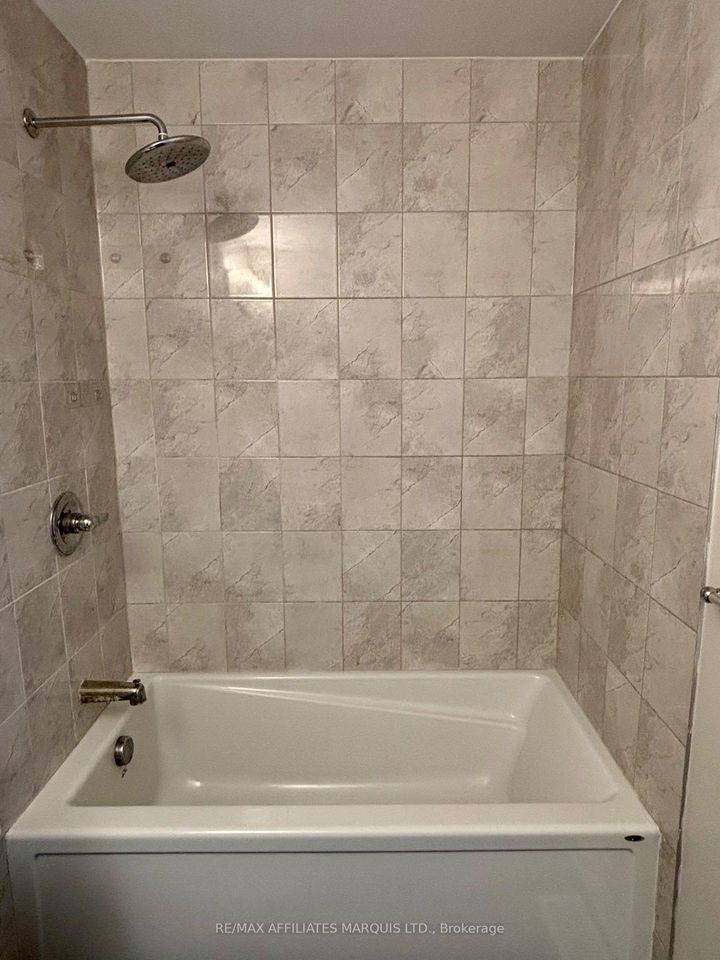 Photo 32 at 526 Sturnidae Street, Nepean (Half Moon Bay), Ottawa