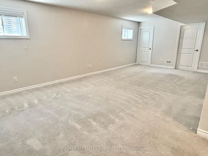 Photo 35 at 526 Sturnidae Street, Nepean (Half Moon Bay), Ottawa