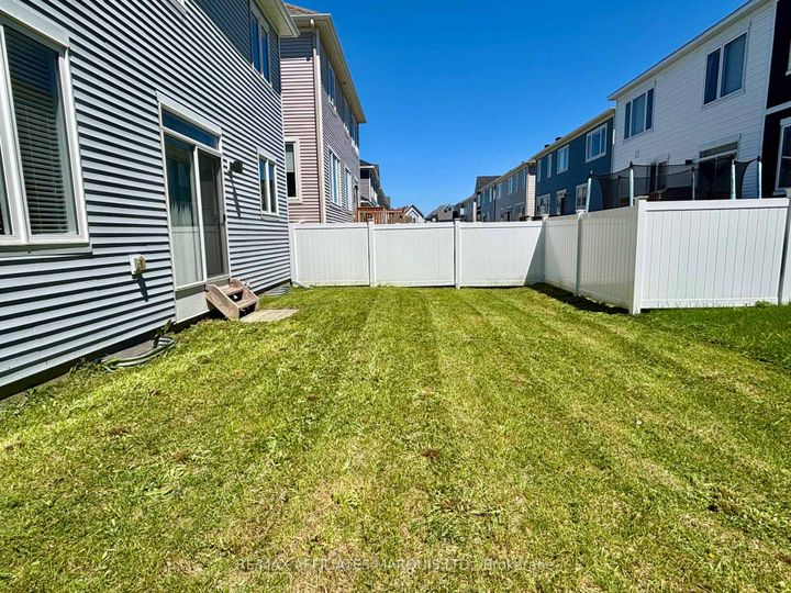 Photo 39 at 526 Sturnidae Street, Nepean (Half Moon Bay), Ottawa
