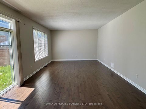Photo 11 at 526 Sturnidae Street, Nepean (Half Moon Bay), Ottawa