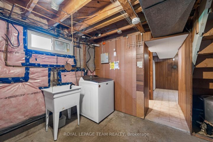 Photo 34 at 1131 Deer Park Road, Nepean (City View/Skyline/Fisher Heights/Parkwood Hills), Ottawa