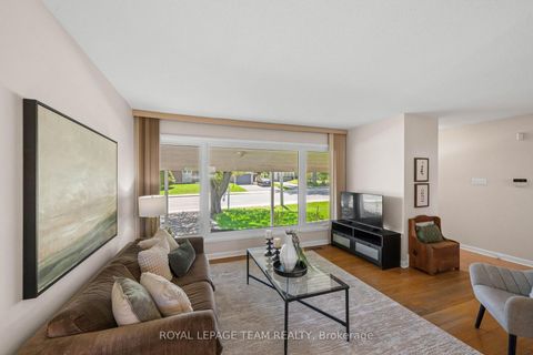 Photo 9 at 1131 Deer Park Road, Nepean (City View/Skyline/Fisher Heights/Parkwood Hills), Ottawa