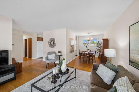 Photo 10 at 1131 Deer Park Road, Nepean (City View/Skyline/Fisher Heights/Parkwood Hills), Ottawa