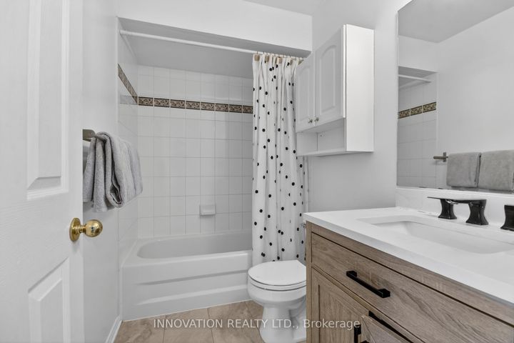 Photo 17 at 234 Mountshannon Drive, Nepean (Longfields), Ottawa