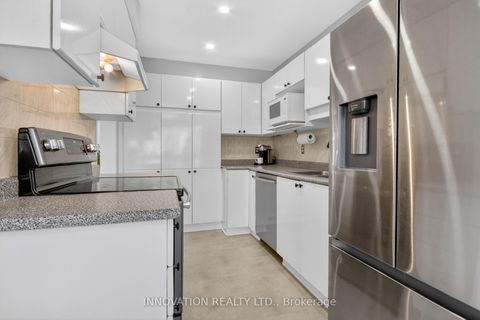 Photo 11 at 234 Mountshannon Drive, Nepean (Longfields), Ottawa