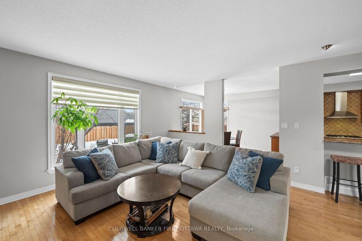 Photo 12 at 6A ROSETTA Avenue, Nepean (Barrhaven East), Ottawa