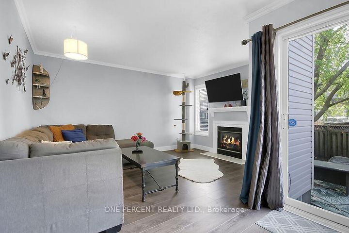 Photo 6 at 166 Beatrice Drive, Nepean (Longfields), Ottawa