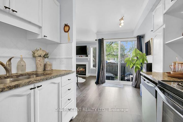 Photo 8 at 166 Beatrice Drive, Nepean (Longfields), Ottawa