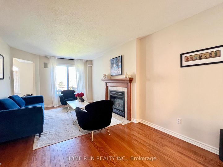 Photo 5 at 217 Deerfox Drive, Nepean (Longfields), Ottawa