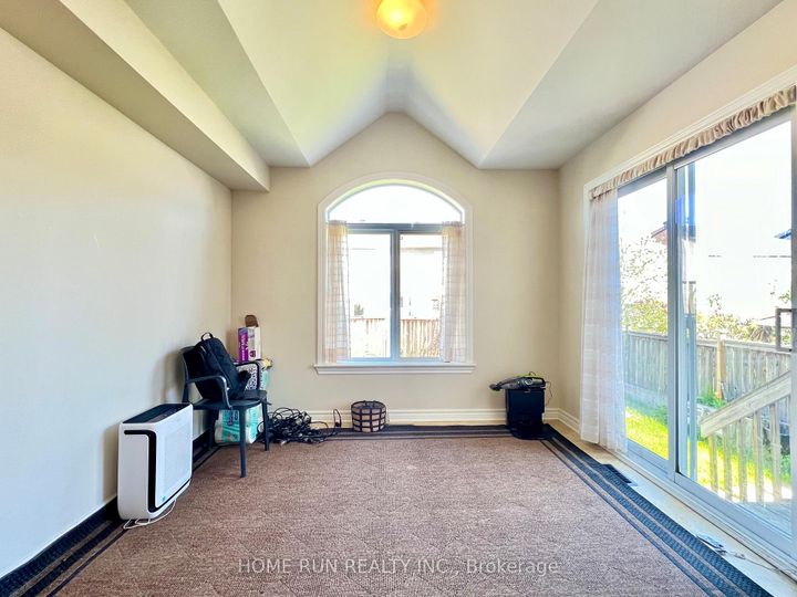 Photo 9 at 217 Deerfox Drive, Nepean (Longfields), Ottawa