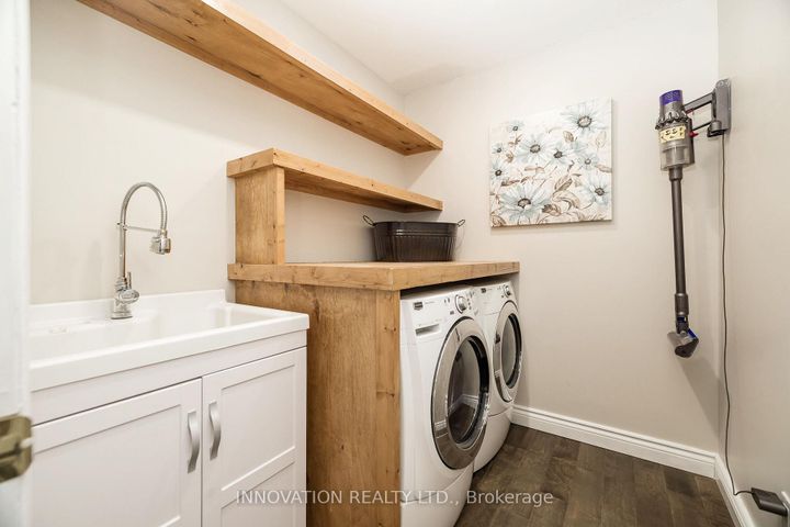 Photo 17 at 30 Mountain Ash Drive, Nepean (Barrhaven East), Ottawa
