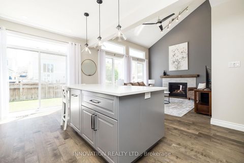 Photo 13 at 30 Mountain Ash Drive, Nepean (Barrhaven East), Ottawa