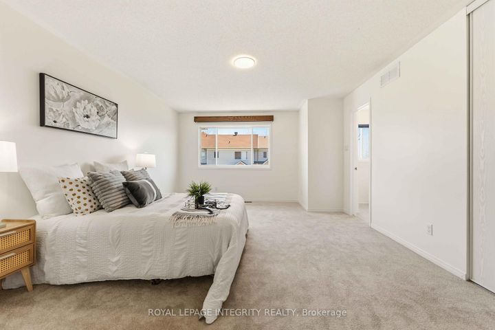 Photo 13 at 13 Southpointe Avenue, Nepean (Longfields), Ottawa