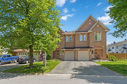 Photo 1 at 13 Southpointe Avenue, Nepean (Longfields), Ottawa