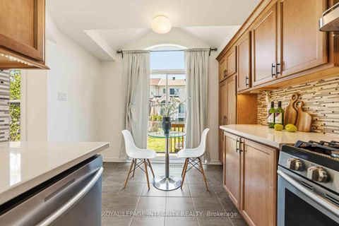 Photo 9 at 13 Southpointe Avenue, Nepean (Longfields), Ottawa