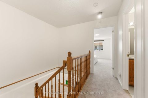 Photo 12 at 13 Southpointe Avenue, Nepean (Longfields), Ottawa