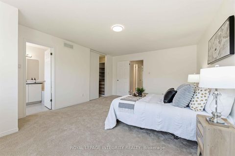 Photo 14 at 13 Southpointe Avenue, Nepean (Longfields), Ottawa