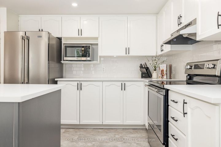 Photo 11 at 14 VISTAPOINTE Drive, Nepean (Barrhaven East), Ottawa