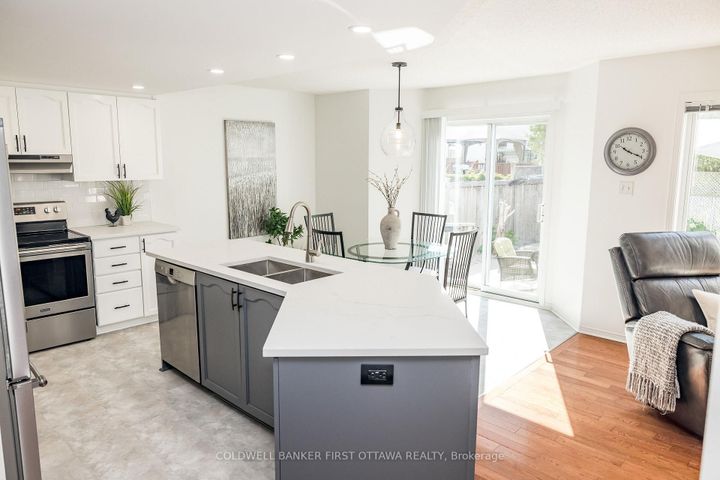 Photo 16 at 14 VISTAPOINTE Drive, Nepean (Barrhaven East), Ottawa