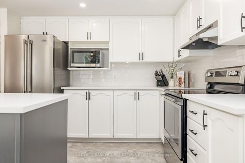 Photo 11 at 14 VISTAPOINTE Drive, Nepean (Barrhaven East), Ottawa