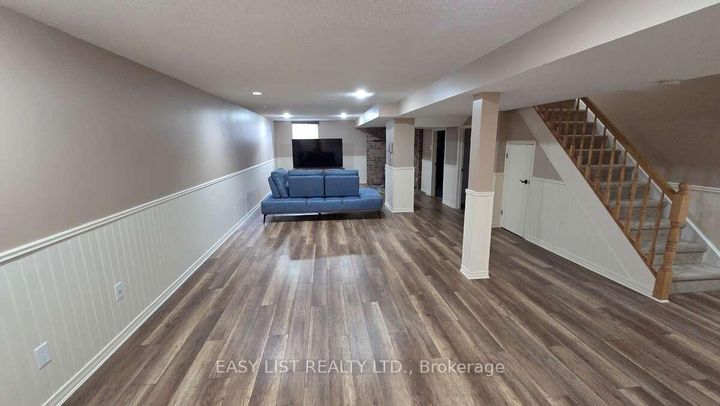 Photo 18 at 35 Ivylea Street, Nepean (Craig Henry/Woodvale), Ottawa