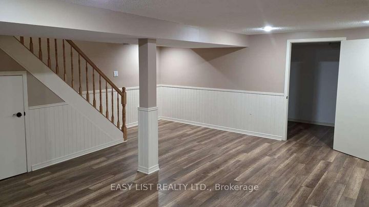 Photo 19 at 35 Ivylea Street, Nepean (Craig Henry/Woodvale), Ottawa