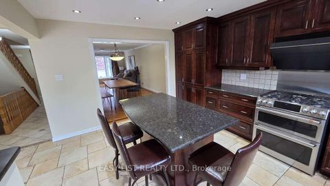 Photo 4 at 35 Ivylea Street, Nepean (Craig Henry/Woodvale), Ottawa