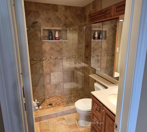 Photo 10 at 35 Ivylea Street, Nepean (Craig Henry/Woodvale), Ottawa
