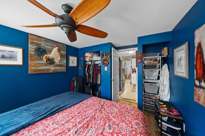 Photo 18 at 26 Starwood Road, Nepean (Meadowlands/St. Claire Gardens), Ottawa
