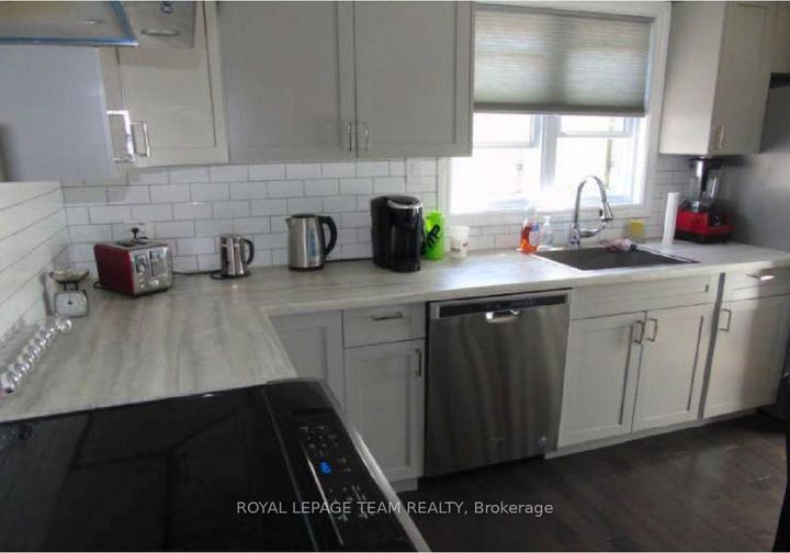 Photo 28 at 26 Starwood Road, Nepean (Meadowlands/St. Claire Gardens), Ottawa