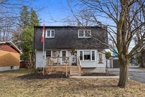 Photo 0 at 26 Starwood Road, Nepean (Meadowlands/St. Claire Gardens), Ottawa