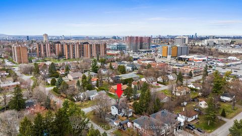 Photo 25 at 26 Starwood Road, Nepean (Meadowlands/St. Claire Gardens), Ottawa