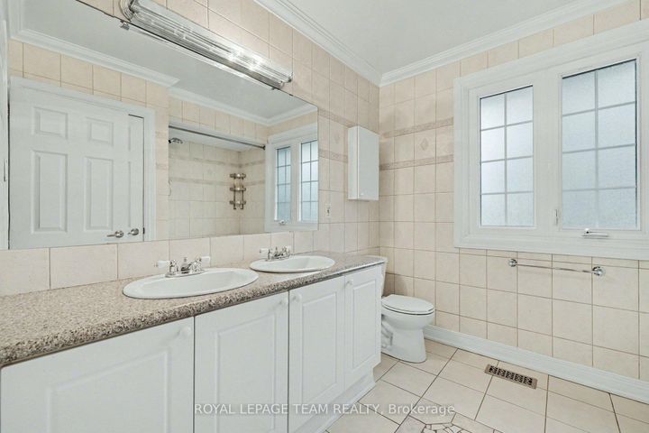 Photo 21 at 187 MONTEREY Drive, Nepean (Leslie Park), Ottawa