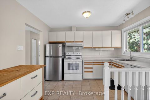 Photo 5 at 31 Barlyn Avenue, Nepean (City View/Skyline/Fisher Heights/Parkwood Hills), Ottawa