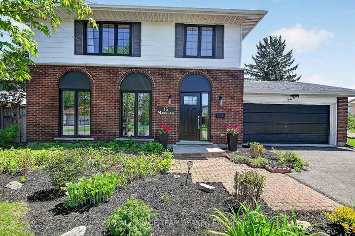 Photo 4 at 15 Markham Avenue, Nepean (Craig Henry/Woodvale), Ottawa