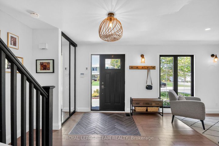 Photo 5 at 15 Markham Avenue, Nepean (Craig Henry/Woodvale), Ottawa