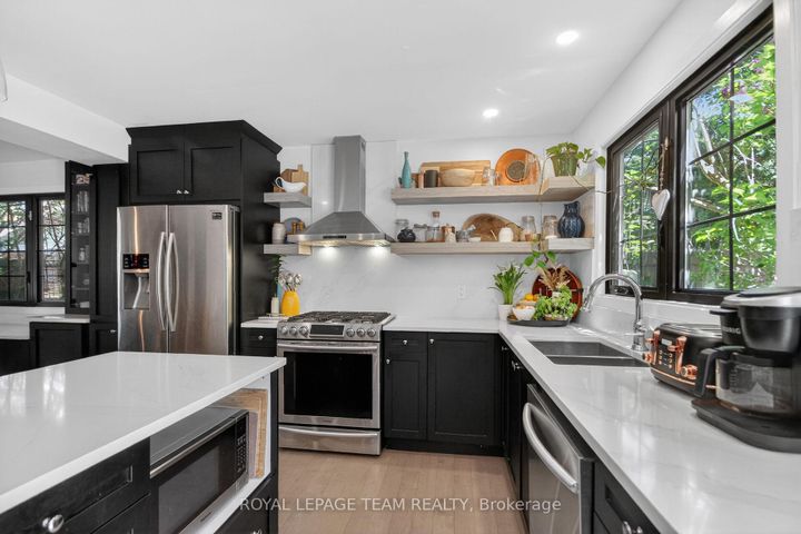 Photo 13 at 15 Markham Avenue, Nepean (Craig Henry/Woodvale), Ottawa