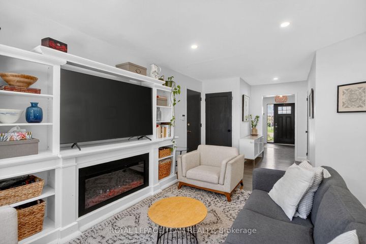 Photo 19 at 15 Markham Avenue, Nepean (Craig Henry/Woodvale), Ottawa