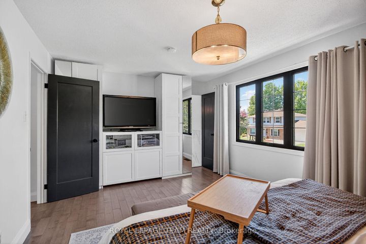 Photo 24 at 15 Markham Avenue, Nepean (Craig Henry/Woodvale), Ottawa
