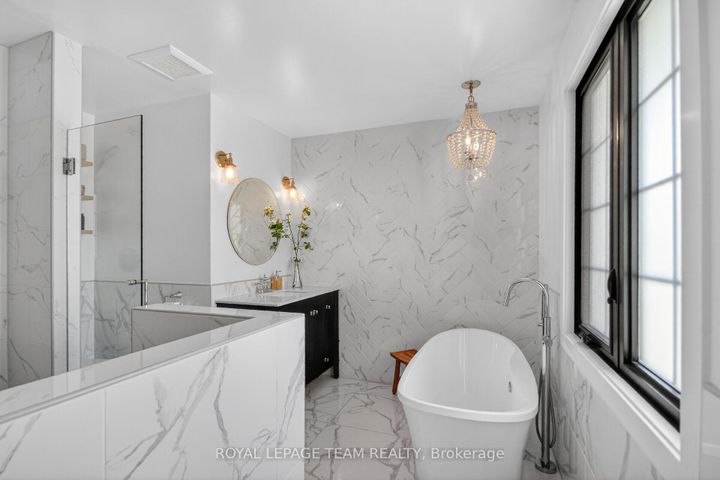 Photo 27 at 15 Markham Avenue, Nepean (Craig Henry/Woodvale), Ottawa