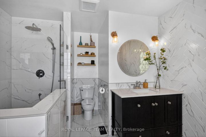 Photo 28 at 15 Markham Avenue, Nepean (Craig Henry/Woodvale), Ottawa