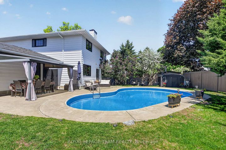 Photo 46 at 15 Markham Avenue, Nepean (Craig Henry/Woodvale), Ottawa