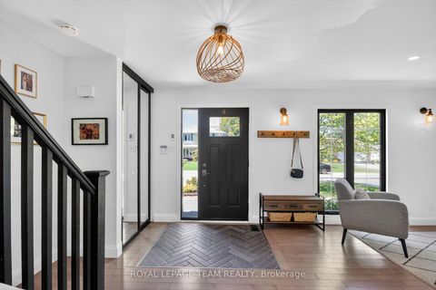 Photo 5 at 15 Markham Avenue, Nepean (Craig Henry/Woodvale), Ottawa