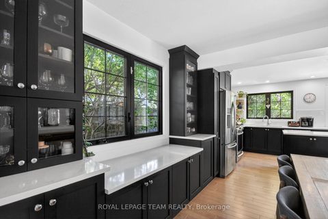 Photo 12 at 15 Markham Avenue, Nepean (Craig Henry/Woodvale), Ottawa