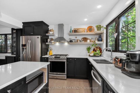 Photo 13 at 15 Markham Avenue, Nepean (Craig Henry/Woodvale), Ottawa