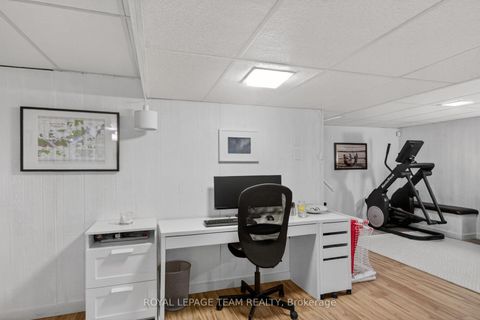 Photo 39 at 15 Markham Avenue, Nepean (Craig Henry/Woodvale), Ottawa