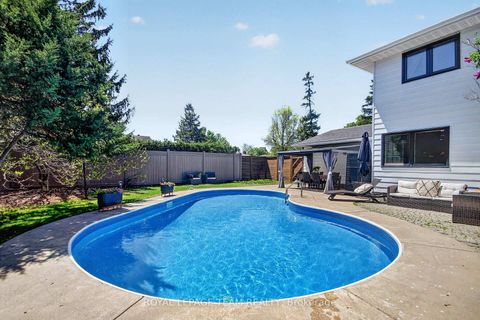 Photo 44 at 15 Markham Avenue, Nepean (Craig Henry/Woodvale), Ottawa